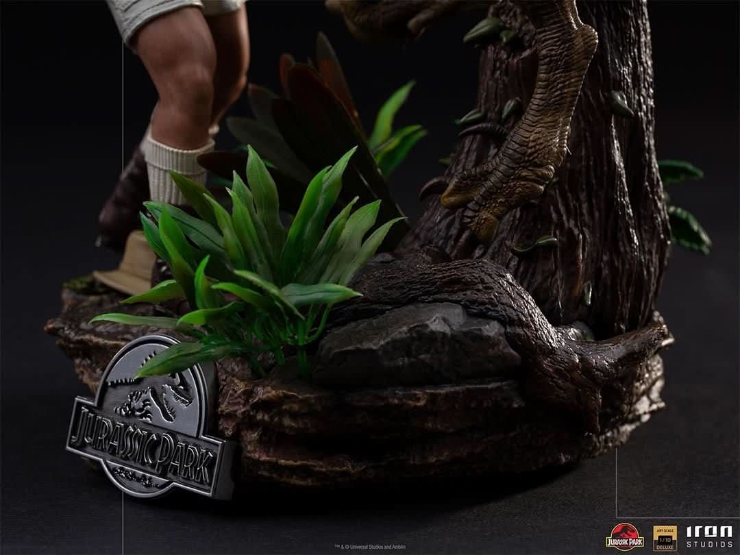 Statue Clever Girl - Jurassic Park - Art Scale 1/10 - Iron Studios