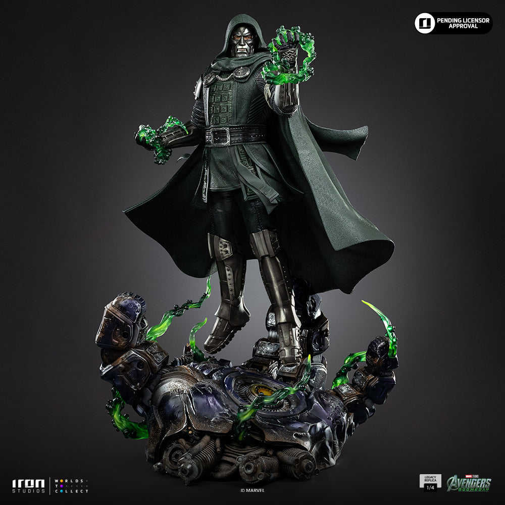 Pre-Order - Statue Doctor Doom - Avengers: Doomsday - Legacy Replica 1/4 - Iron Studios