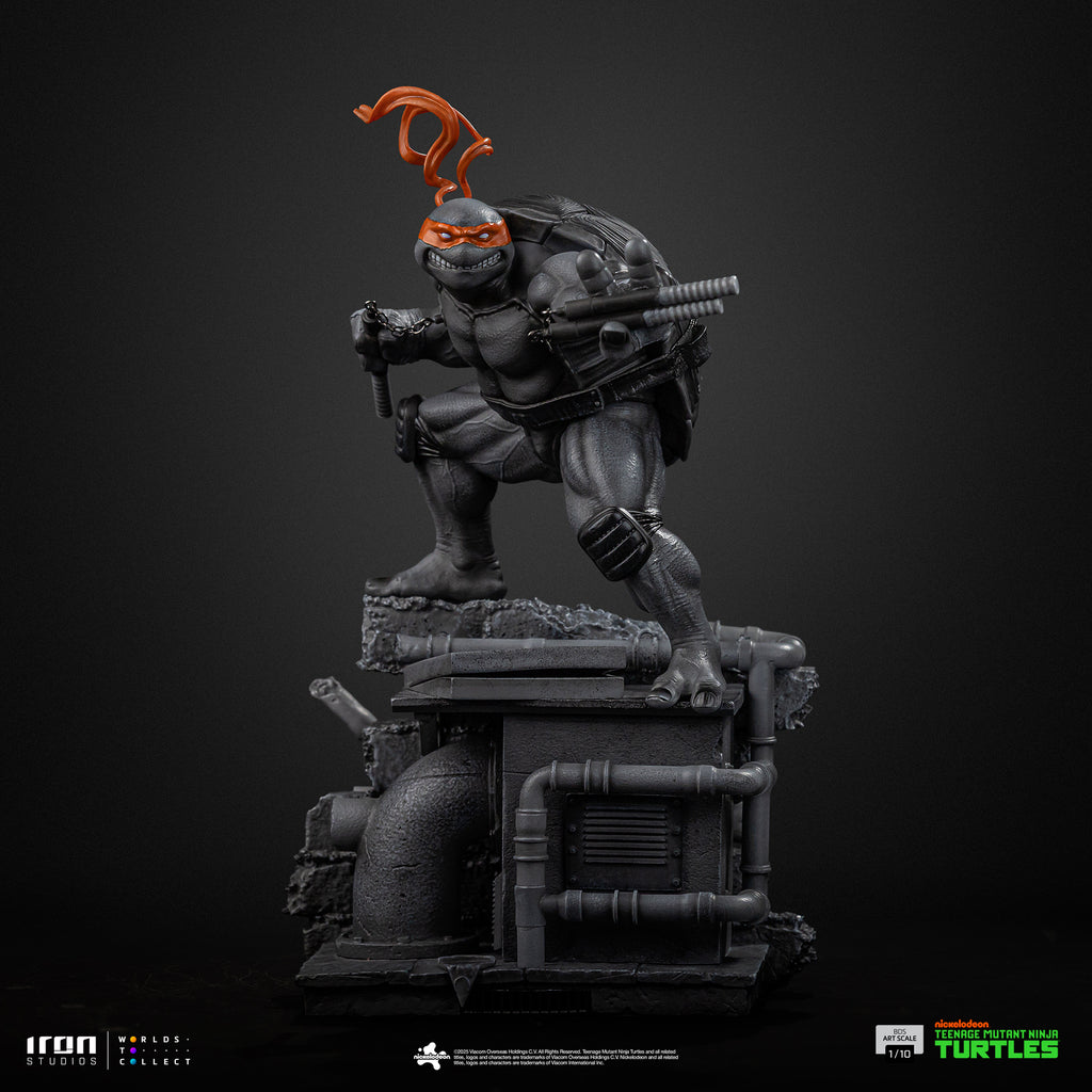 Pre-Order - Michelangelo (Black and White Variant) - Teenage Mutant Ninja Turtles - BDS Art Scale 1/10 - Iron Studios