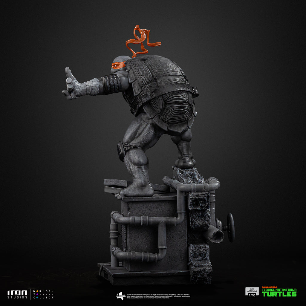 Pre-Order - Michelangelo (Black and White Variant) - Teenage Mutant Ninja Turtles - BDS Art Scale 1/10 - Iron Studios