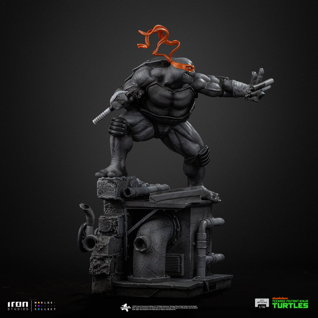 Pre-Order - Michelangelo (Black and White Variant) - Teenage Mutant Ninja Turtles - BDS Art Scale 1/10 - Iron Studios