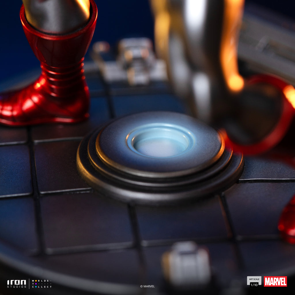 Statue Iron Man Red & Chrome - Marvel Comics - Art Scale 1/10 - Iron Studios