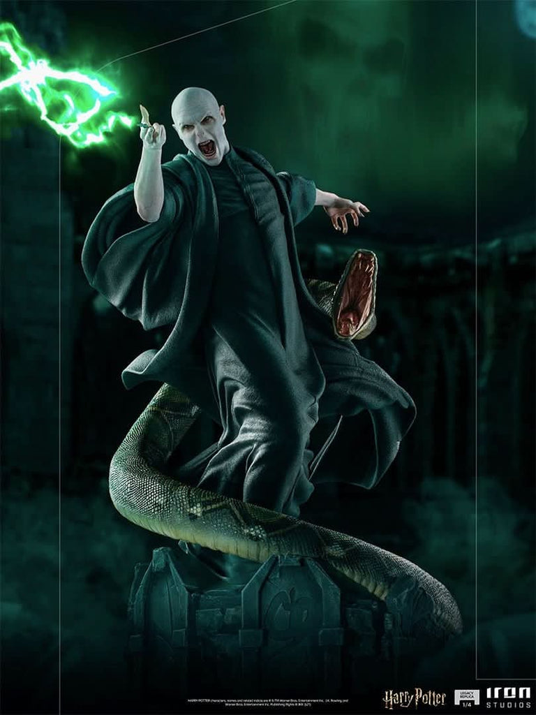 Voldemort and Nagini - Harry Potter - Legacy Replica 1/4 - Iron Studios
