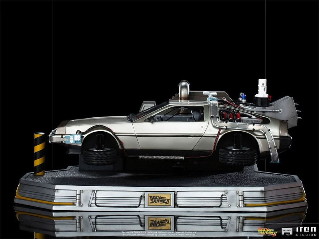 Statue Delorean - Back to the Future II - Art Scale 1/10 - Iron Studios