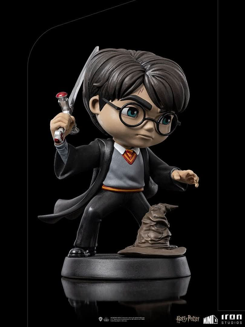 Statue Harry Potter With Sword of Gryffindor - Harry Potter - MiniCo - Iron Studios