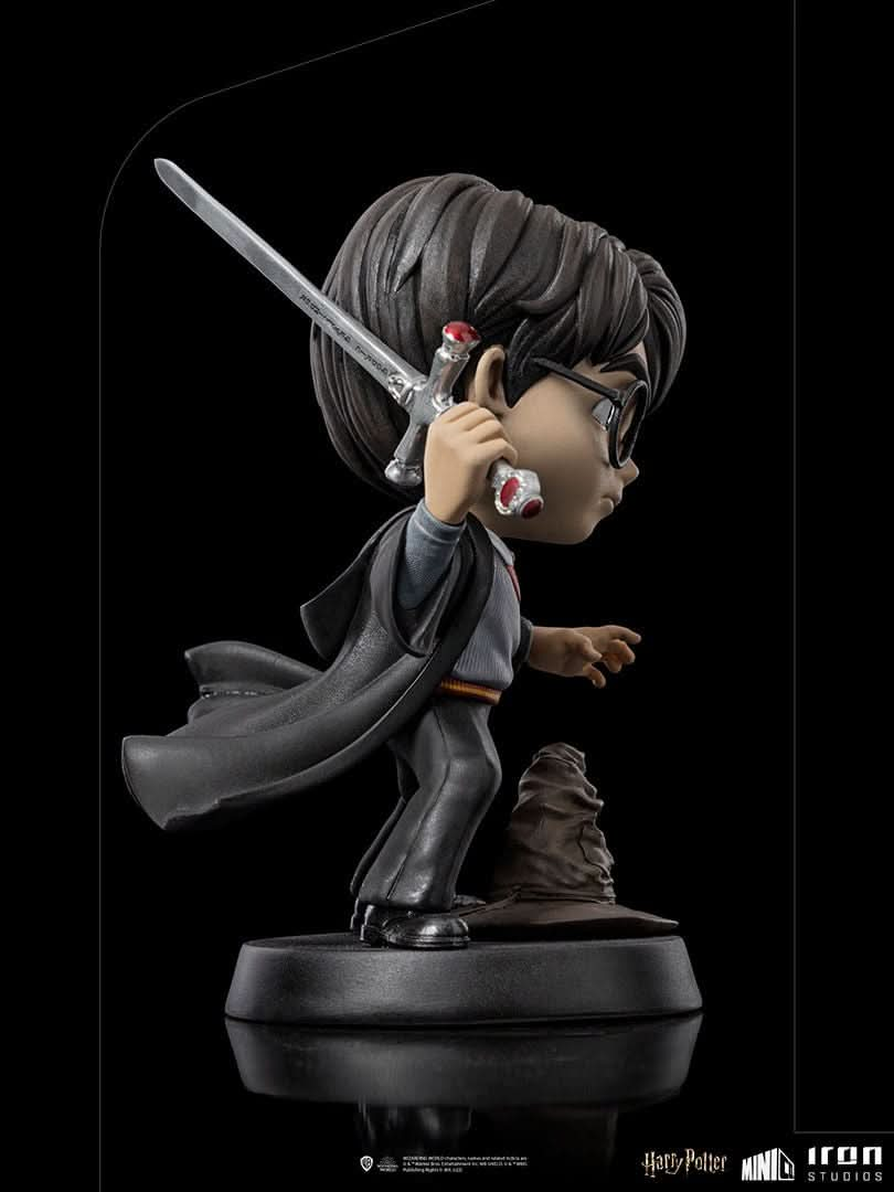 Statue Harry Potter With Sword of Gryffindor - Harry Potter - MiniCo - Iron Studios