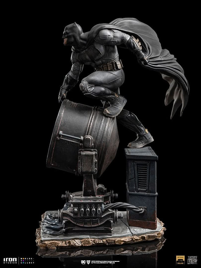 Batman on Batsignal - Zack Snyder's Justice League - Art Scale 1/10 - Iron Studios