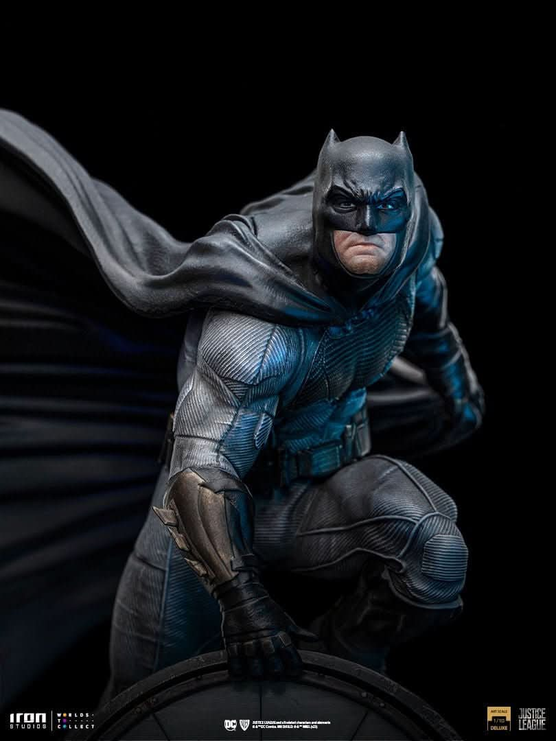 Statue Batman on Batsignal Deluxe - Zack Snyder`s Juistice League - DC Comics - Art Scale 1/10 - Iron Studios