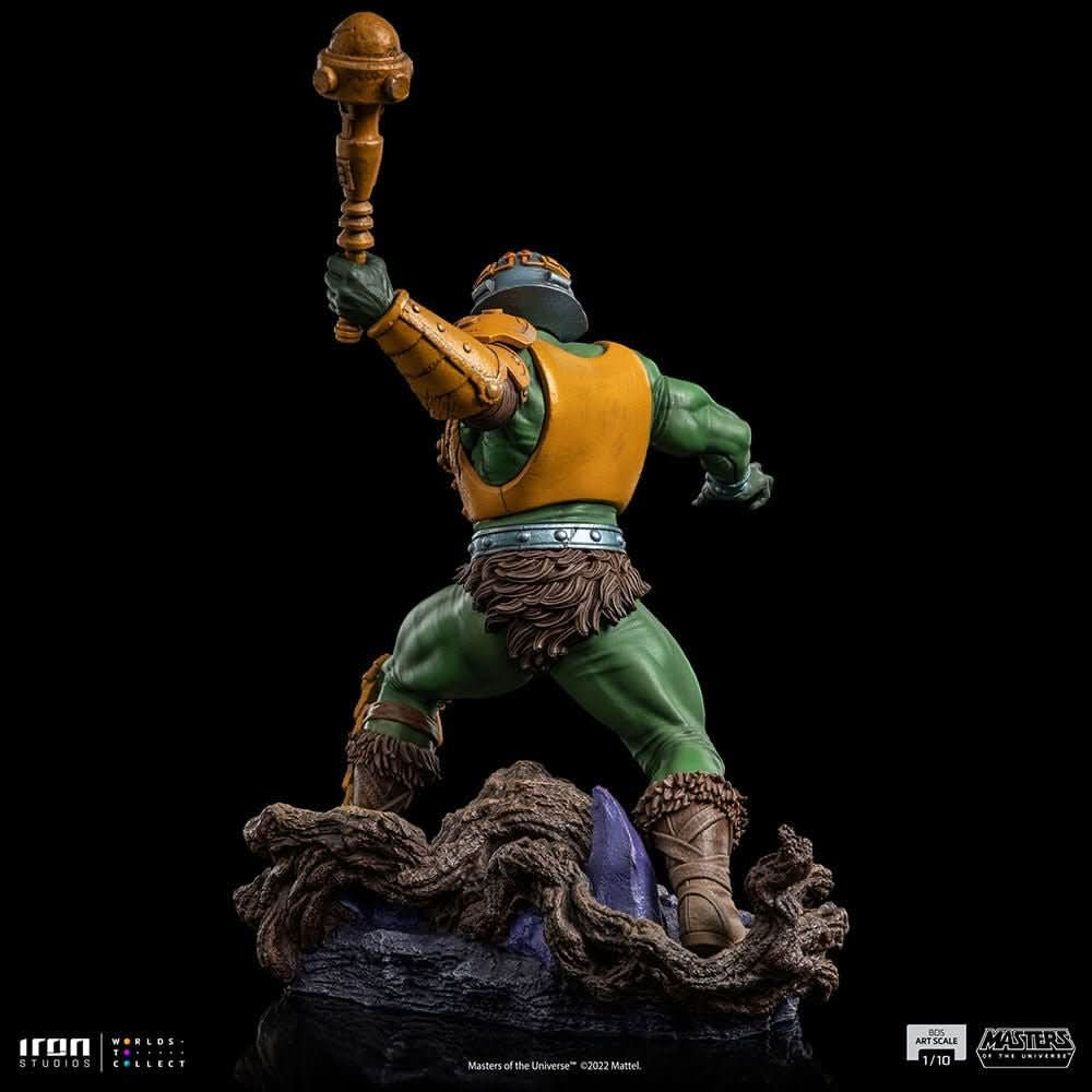 Statue Man - at - Arms - Masters of the Universe - Art Scale 1/10 - Iron Studios