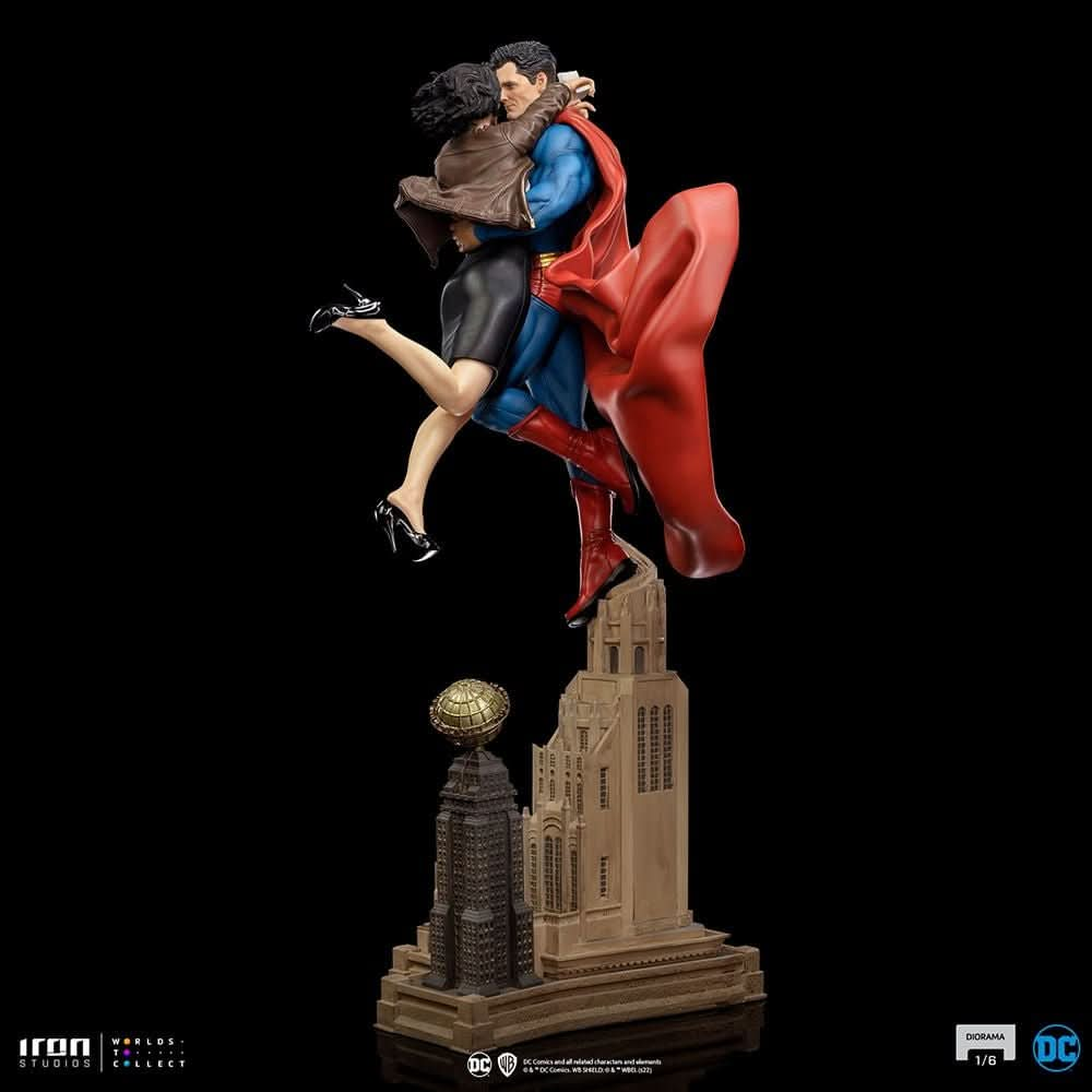 Statue Superman and Lois Lane - DC Comics - Diorama 1/6 - Iron Studios