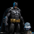 Statue Batman Unleashed Deluxe - DC Comics - Art Scale 1/10 - Iron Studios