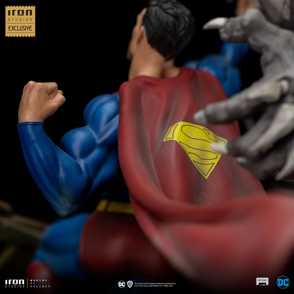 Statue Superman vs Doomsday - DC Comics - Art Scale 1/10 - Iron Studios