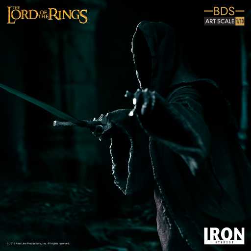 Statue Attacking Nazgul - Lord Of The Rings - Art Scale 1/10 - Iron Studios