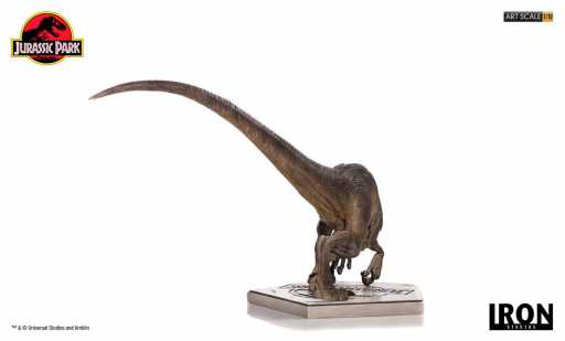 Statue Crouching Velociraptor - Jurassic Park - Art Scale 1/10 - Iron Studios