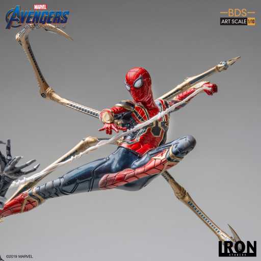 Statue Iron Spider Vs Outrider - Avengers: Endgame - Art Scale - Iron Studios