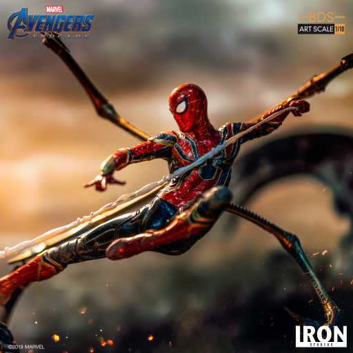 Statue Iron Spider Vs Outrider - Avengers: Endgame - Art Scale - Iron Studios