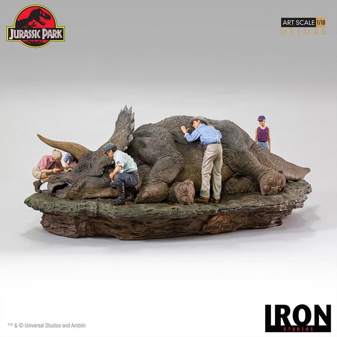 Statue Triceratops Diorama - Jurassic Park - Art Scale 1/10 - Iron Studios