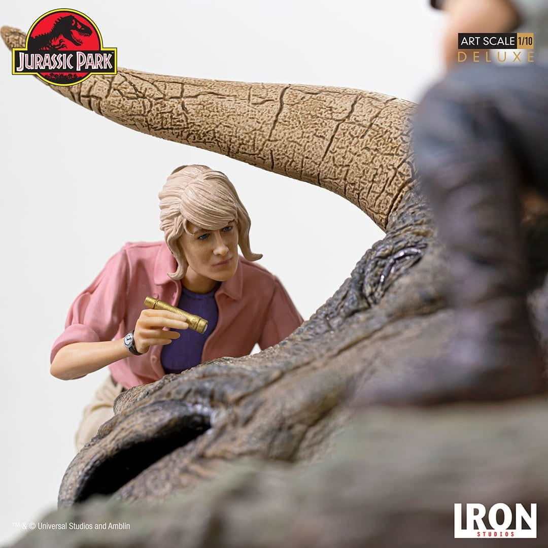 Statue Triceratops Diorama - Jurassic Park - Art Scale 1/10 - Iron Studios