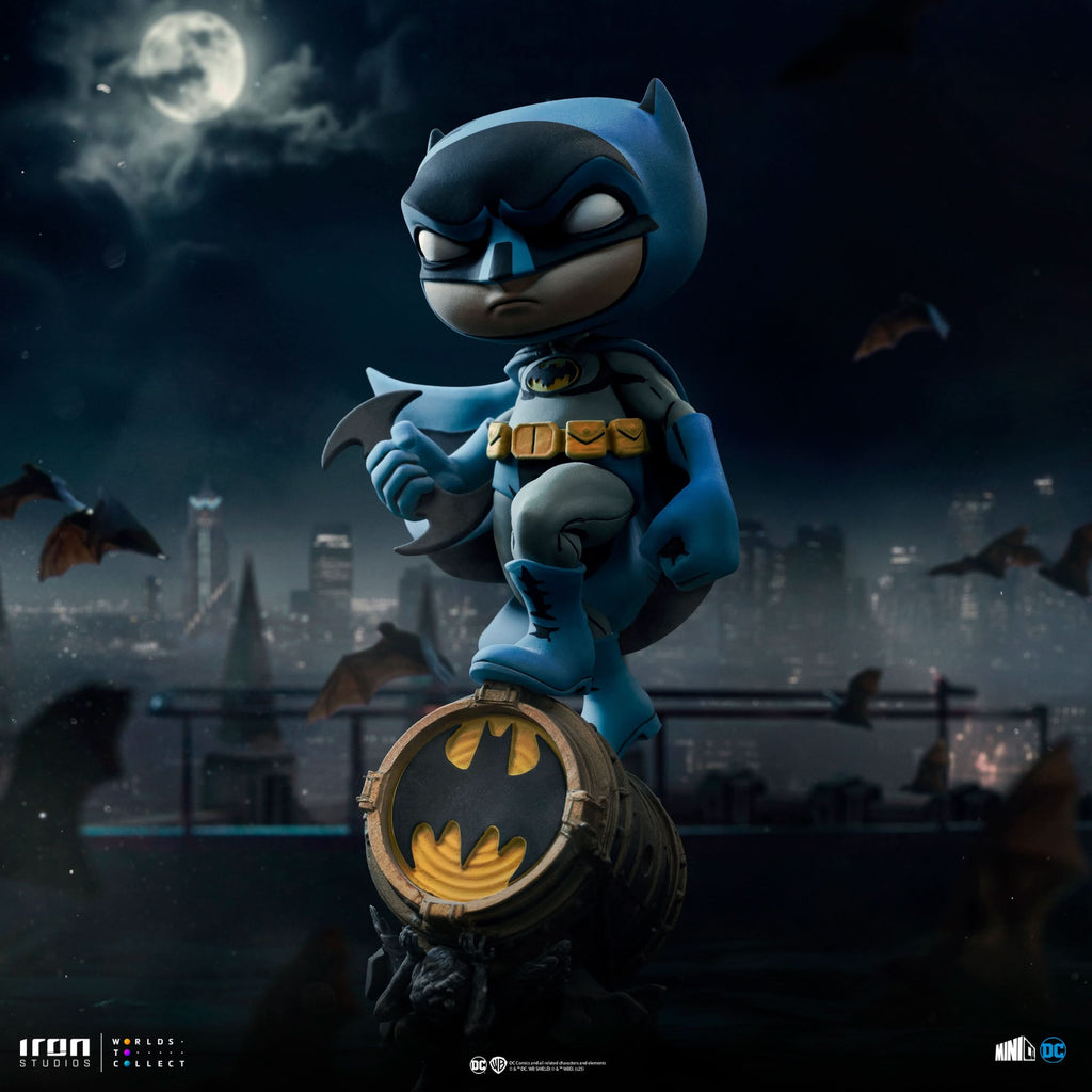 Statue Batman (Blue Version) - DC Comics - Minico - Iron Studios