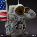 Digital Pre - Order - Statue Apollo 11 Astronaut - Nasa - Art Scale 1/10 - Iron Studios